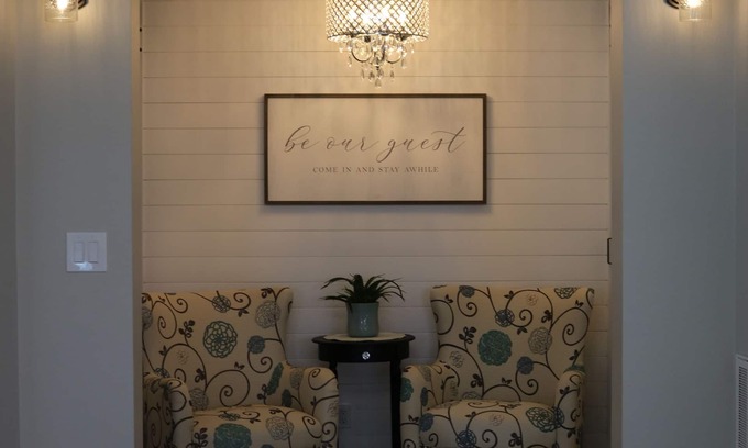 Williamstown House | Charm on the Farm - Barndominium