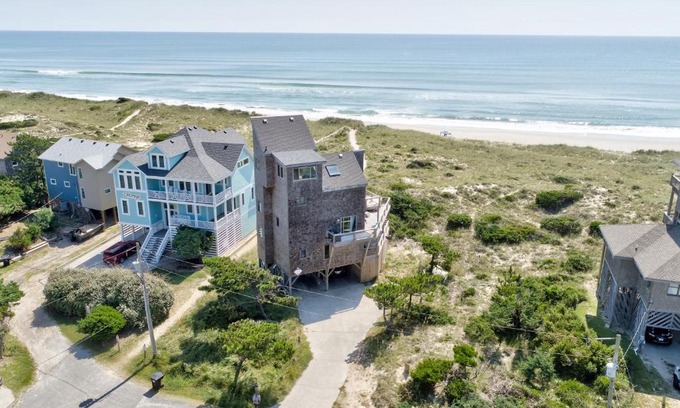 Hatteras House | Charma's Landmark