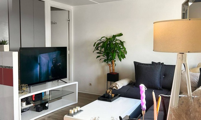 Aulnay-sous-Bois Apartment | Charmant Appartement Calme