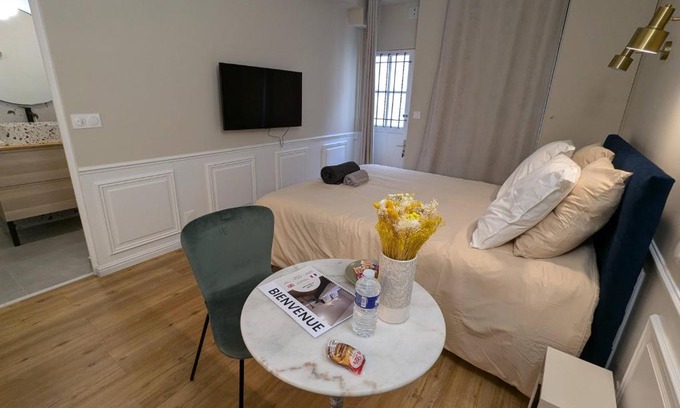 Notre-Dame Apartment | Charmant appartement, à proximité du Château