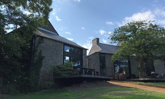 La Richardais House | Charmant Corps de Ferme Entre Saint Malo et Dinard