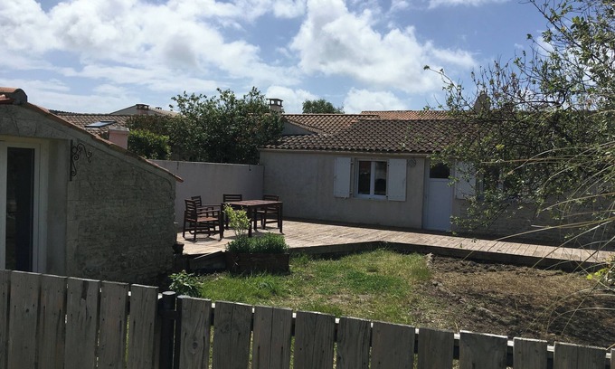 Le Grand-Village-Plage House | Charmantes Steinhaus in Grand Village Plage