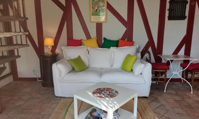 Montoire-sur-le-Loir House | Charmant gîte duplex du bon accueil