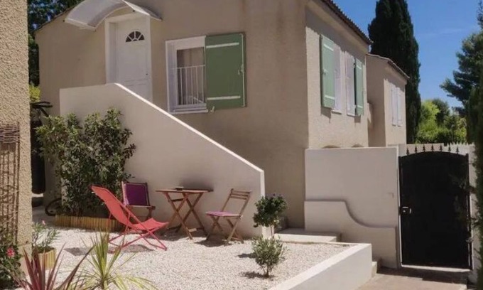 Les Camoins Apartment | Charmant Studio au Coeur du Parc des 7 Collines