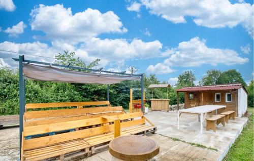 Bourg-du-Bost House | Charmante Maison À La Campagne
