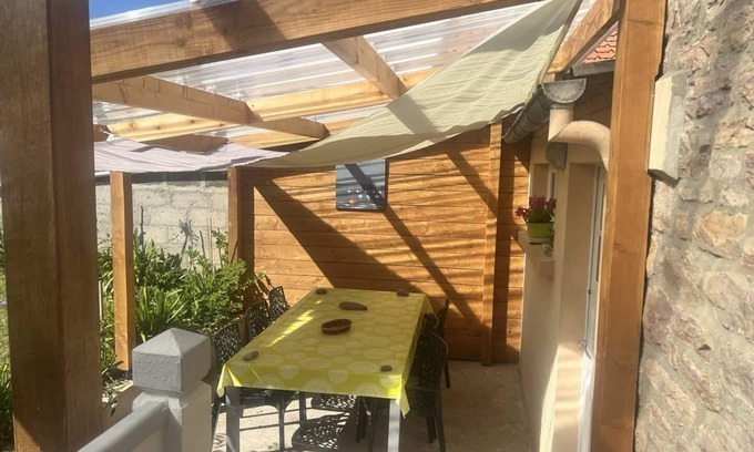 Erquy House | Charmante Maison en Pierres, Dans le Centre D'erquy,