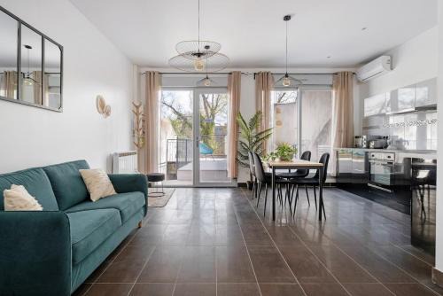 Saint Clair Apartment | Charme de l'ancien, confort et terrasse, Caluire