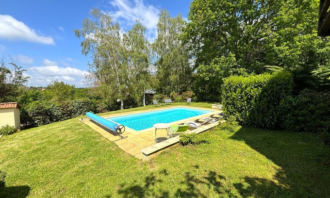 Saint-Germain-de-Belves House | charming house, private pool & enclosed garden in the Dordogne Golden Triangle
