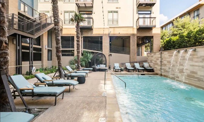 Legacy Park Apartment | Charming 1,100 sq ft apartment near to The Shops at Legacy