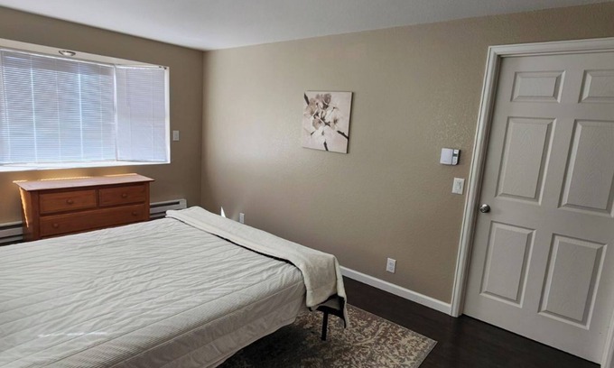 Southwest Colorado Springs House | Charming 1-bedroom guest house near downtown Colorado Springs with WiFi