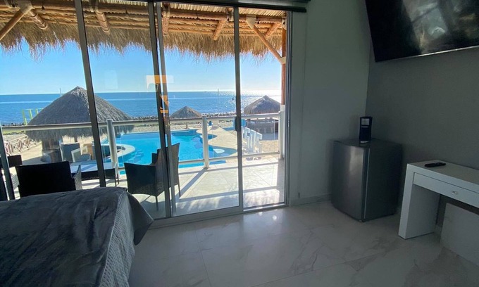 Puerto Penasco Hotel | Charming 1-bedroom hotel with a view, WiFi, and AC in enchanting Puerto Peñasco