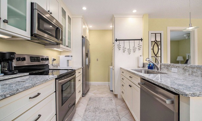 Harbor Springs Apartment | Charming 1-Bedroom Retreat in the Heart of Downtown Harbor Springs