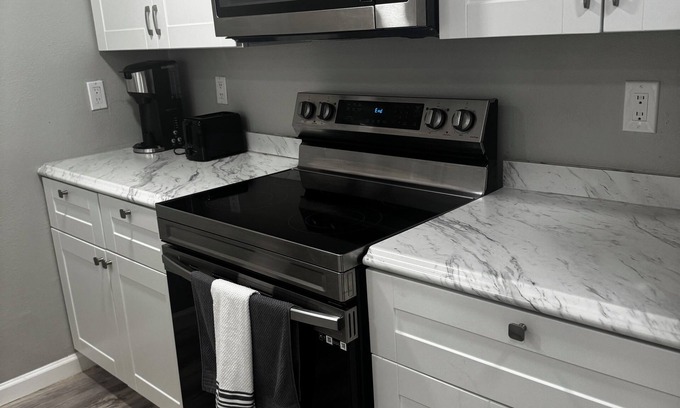 West Arlington Apartment | Charming 1-bedroom apartment in fabulous Arlington, WiFi and In Unit Laundry