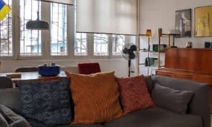 Vera Apartment | Charming 1-bedroom apartment in enchanting T'bilisi with WiFi, AC