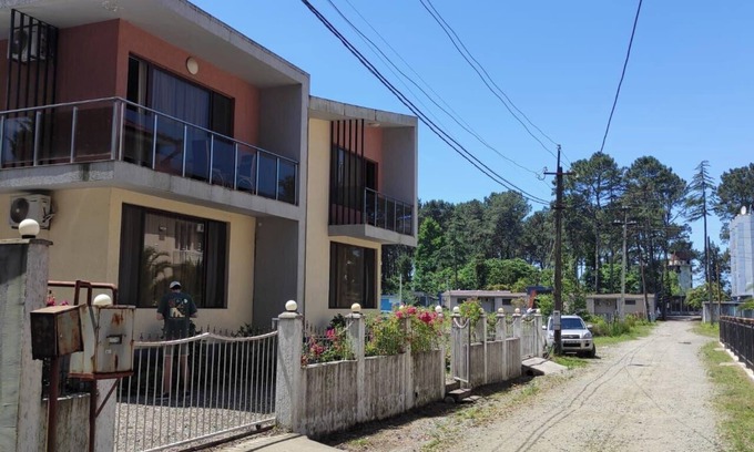 Ureki Apartment | Charming 1-bedroom apartment with WiFi, AC, 2 minutes from the sea – sleeps 5