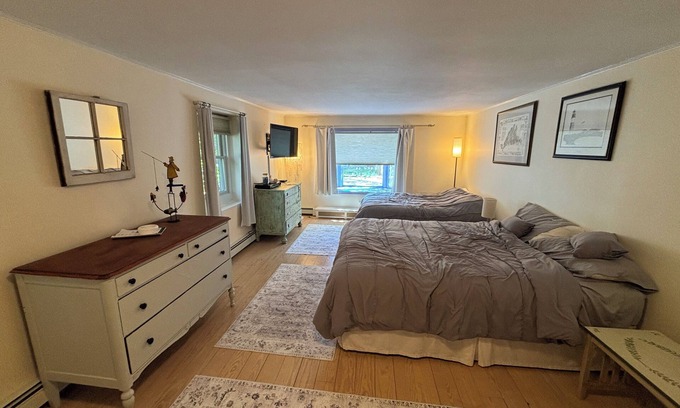 Falmouth House | Charming 1-bedroom house in W. Falmouth w yard, near Chapoquoit Beach, bike path