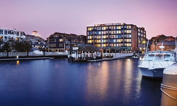 Yachting Village Condo | Charming 1 Bedroom Suite on the harbor in Newport, RI