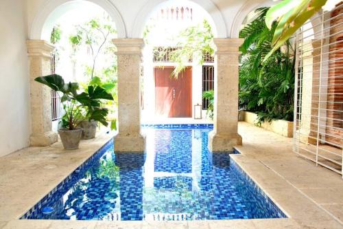 Cartagena Walled City Apartment | Charming 1BR apartment in the Heart of Cartagena's Old City