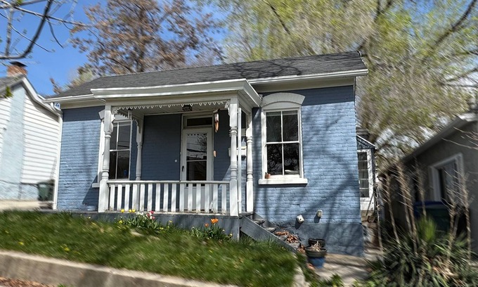 Lower Avenues House | Charming 2-bedroom house, with large greatroom, quiet Avenues neighborhood