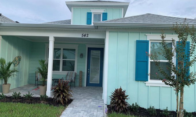 Daytona Beach Cottage | Charming 2-bedroom conch cottage in Latitude Margaritaville, Daytona Beach