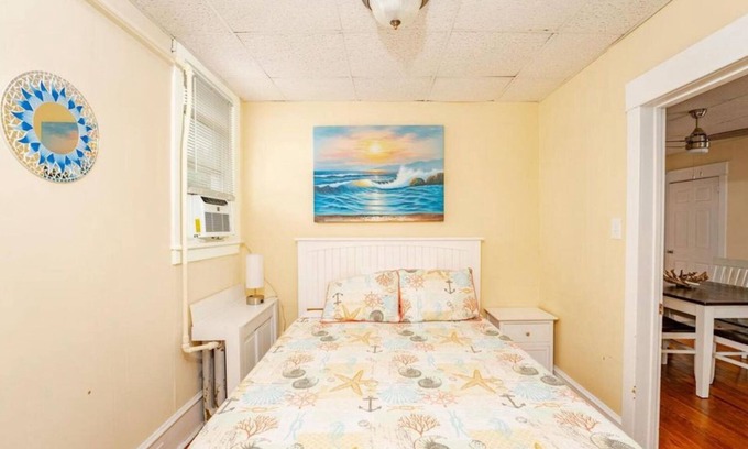North End Apartment | Charming 2-bedroom 2 bath apartment in Amazing location in Ocean City