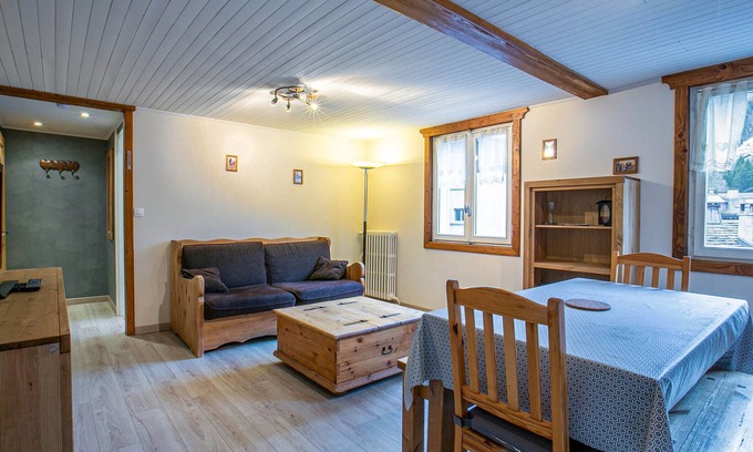 La Clusaz Apartment | Charming 2-Bedroom Apartment, Village Center, Ski Nearby, Wifi Included