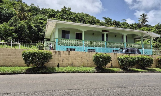Calivigny Apartment | Charming 2-bedroom apartment in Calivigny with AC