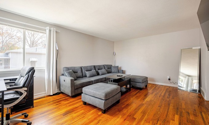 Loveland Apartment | Charming 2-bedroom apartment in welcoming Loveland