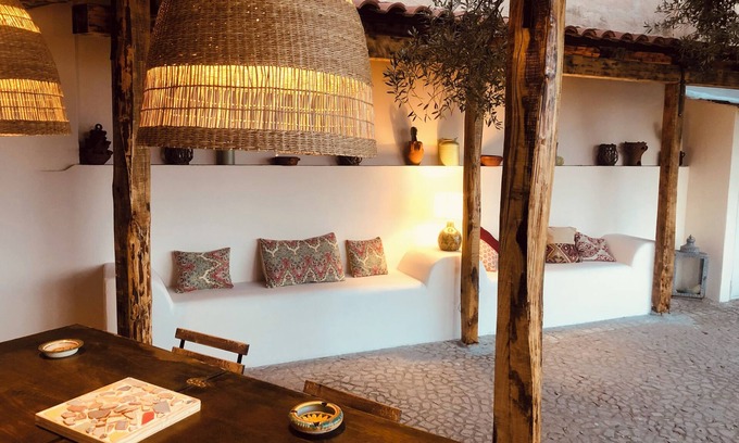 Tropea Apartment | Charming 2-bedroom apartment in delightful Tropea with WiFi
