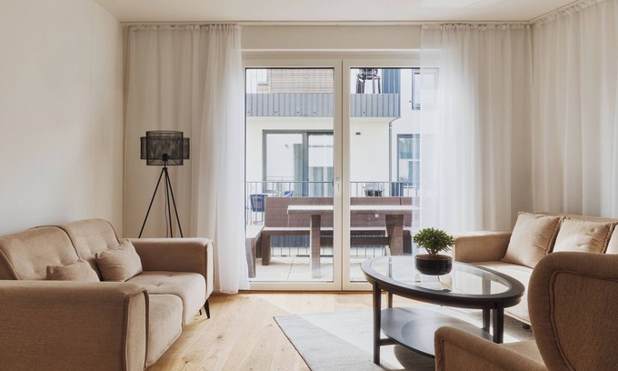 Vienna Apartment | Charming 2-bedroom apartment with terrace, grill, WiFi, AC in brilliant Vienna