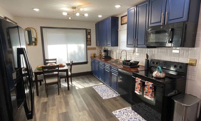 Columbus House | Charming 2-bedroom city cabin combines rustic charm