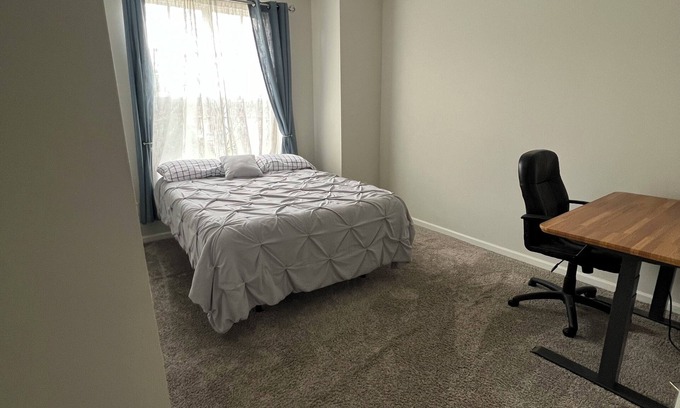 Wesley Heights Condo | Charming 2-bedroom condo with WiFi and AC near Uptown Charlotte