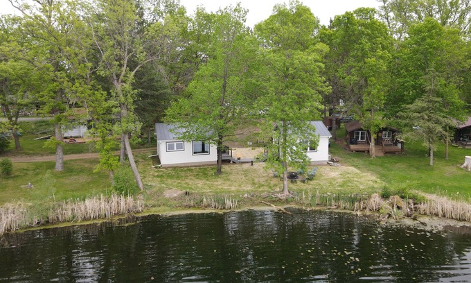 Luck Cottage | Charming 2-bedroom cottage on a lake.