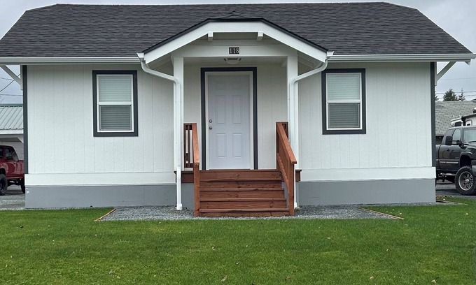 Eatonville House | Charming 2-bedroom house in Eatonville