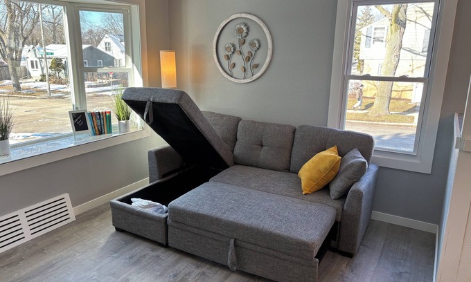 Wauwatosa House | Charming 2-bedroom house in enjoyable Milwaukee neighborhood with AC, WiFi