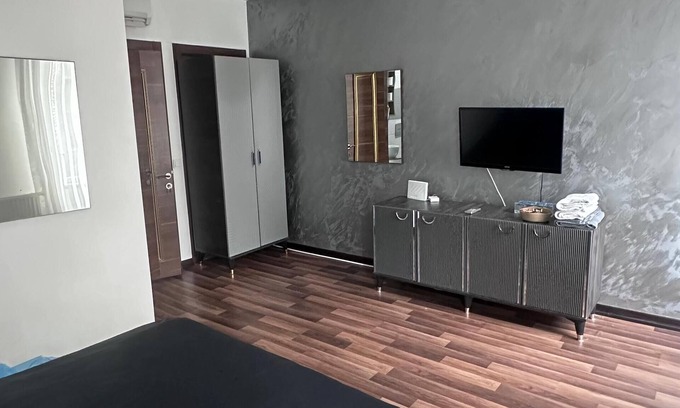 Bomonti House | Charming 2-bedroom house with WiFi, AC in terrific Istanbul