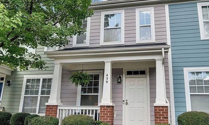 Wesley Heights House | Charming 2 bedroom townhome, on greenway & walking distance to stadiums/uptown