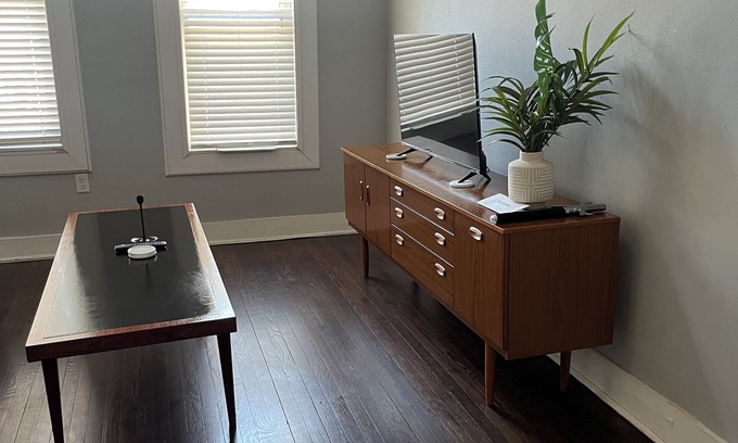 Milwaukee House | Charming 2-bedroom townhome in wonderful Milwaukee
