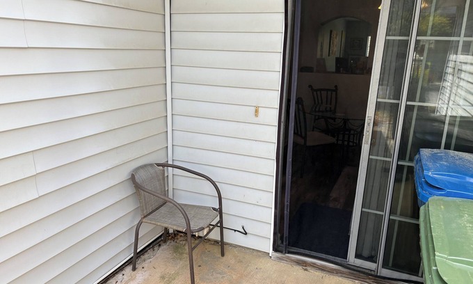Southwestern House | Charming 2-bedroom townhome with WiFi, fitness room in terrific Atlanta