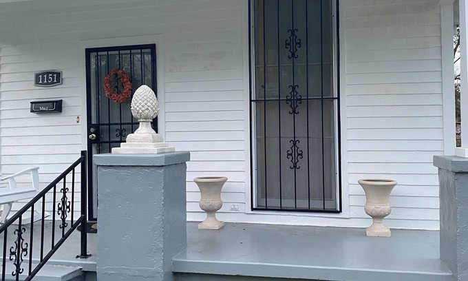 Highlands - Perkins House | Charming 2-bedroom house only 4 minutes from the gates of LSU.