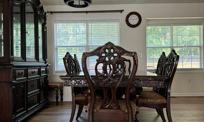 Douglasville House | Charming 2-bedroom house with AC and WiFi in fantastic Douglasville