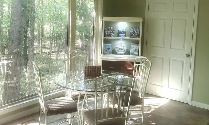 Hot Springs Village Condo | Charming 2 bedroom condo cottage Hot Springs Village near Historic Hot Springs