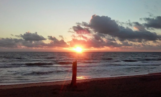 Hutchinson Island South Condo | Charming 2-bedroom Townhouse on Hutchinson Island, with private beach access.