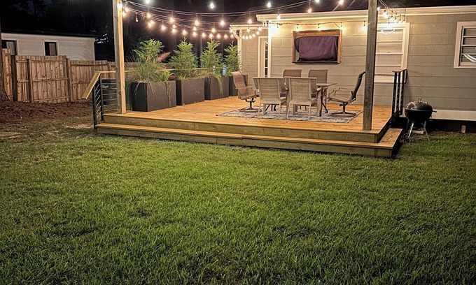 Thomasville House | Charming 2-bedroom bungalow in Downtown Thomasville, GA