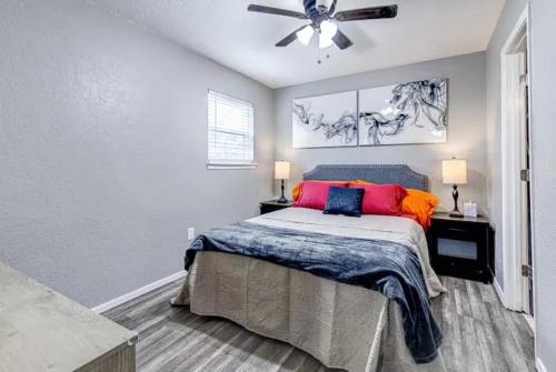 Lawton Apartment | Charming 2BR in Central Lawton - Near Fort Sill