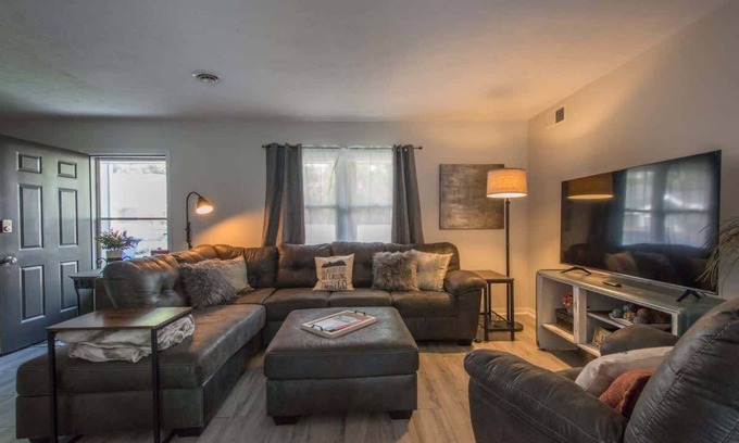 West Side Historic District House | Charming 2BR Townhouse w/Patio | Walk to Main St