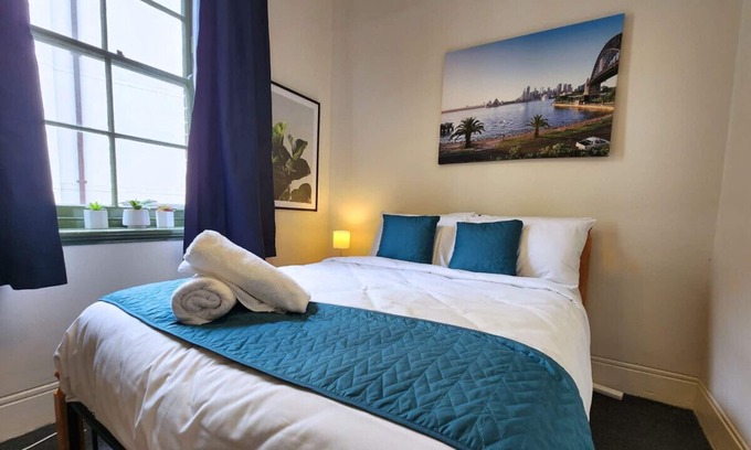 The Rocks Apartment | Charming 2BR Unit | The Rocks | Free Wifi &Linens