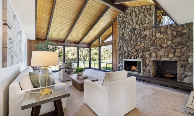 St. Helena Villa | Charming 3 Bdroom w/a heated pool in the heart of wine country in Saint Helena.