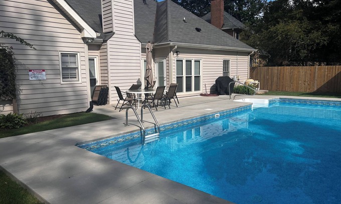 Mableton House | Charming 3-bed, 2-bath house in Mableton with Wi-Fi, AC, seasonal inground pool