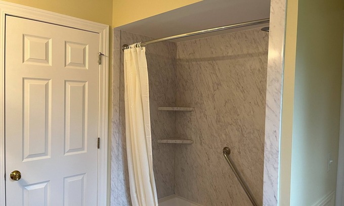 Rochester Hills House | Charming 3-bedroom house with AC and WiFi in wonderful Rochester Hills